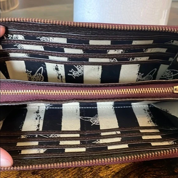 Vivienne Westwood Orb Zippy Wallet Stunning Condition! - Picture 8 of 15